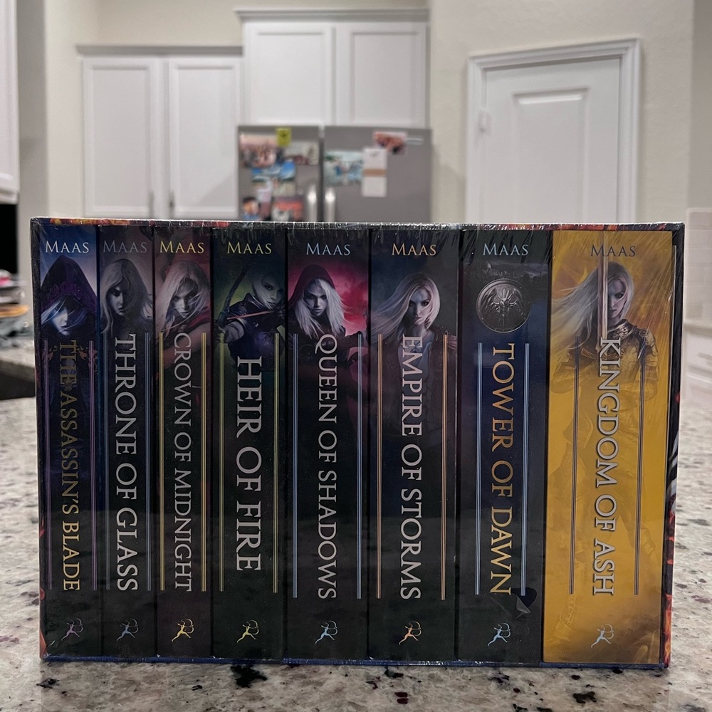 Sealed Throne of Glass Paperback Box Set with Poster (Out of Print Version)